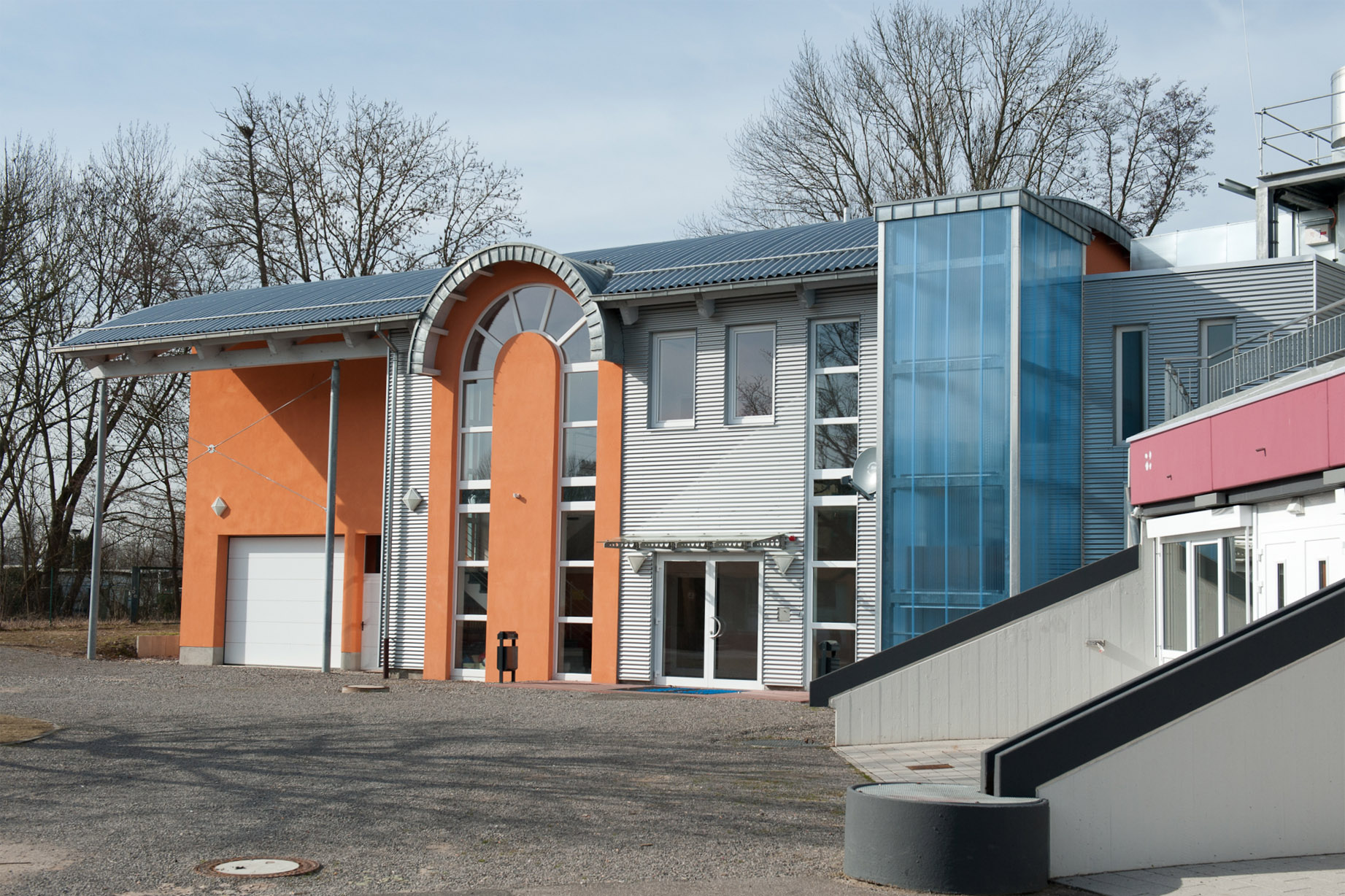 Blick auf das Eventhaus