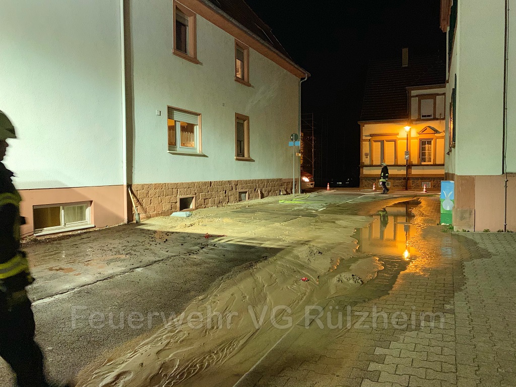Aufgespültes Erdreich