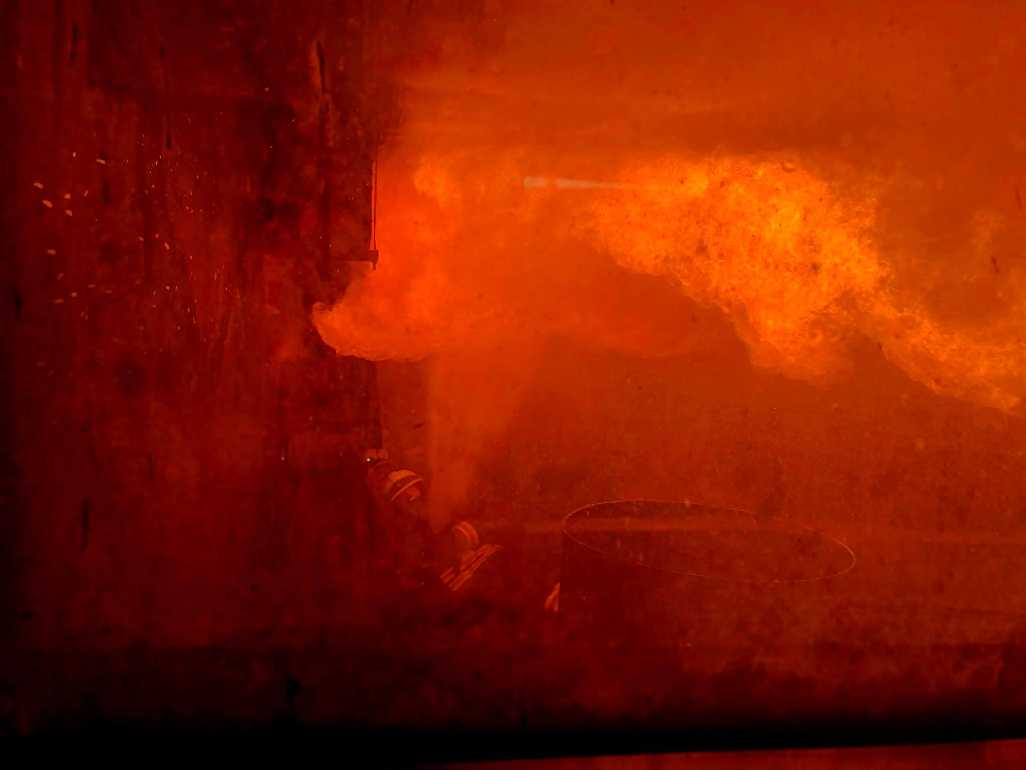 Durchzündung in der Brandsimulationsanlage