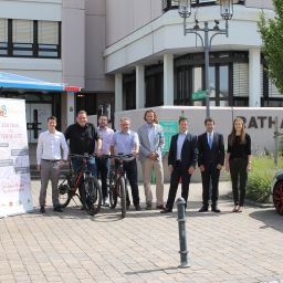 Vertragsunterzeichnung MTS