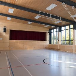 Turn- und Festhalle innen