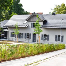 Blick auf das Forsthaus