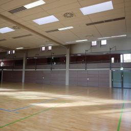 Hugo-Dörrler-Halle von innen