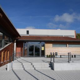 Hugo-Dörrler-Halle von außen