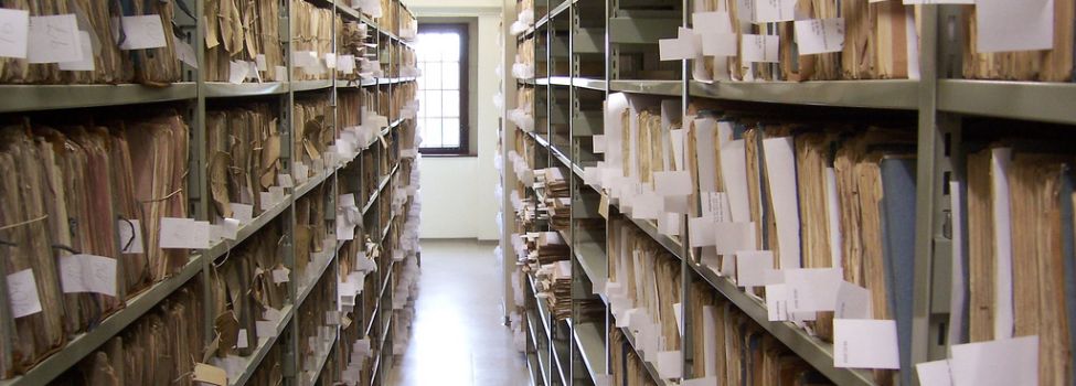 Aktenarchiv Quelle: flickr, Nomen Obscurum