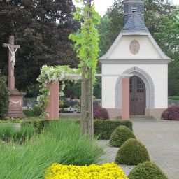 Kapelle auf dem Friedhof
