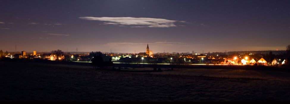 Panoramabild von Rülzheim bei Nacht